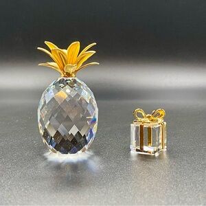 Swarovski Pineapple 2001 Retired 2 1/4” + Mini Gift Box Figurine Crystal Gold